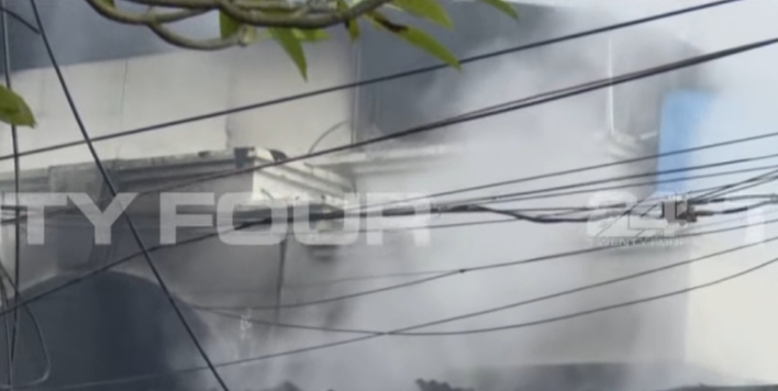 തിരുവനന്തപുരം പി എം ജി  ടി വി എസ് ഷോറൂമിൽ തീപ്പിടുത്തം :