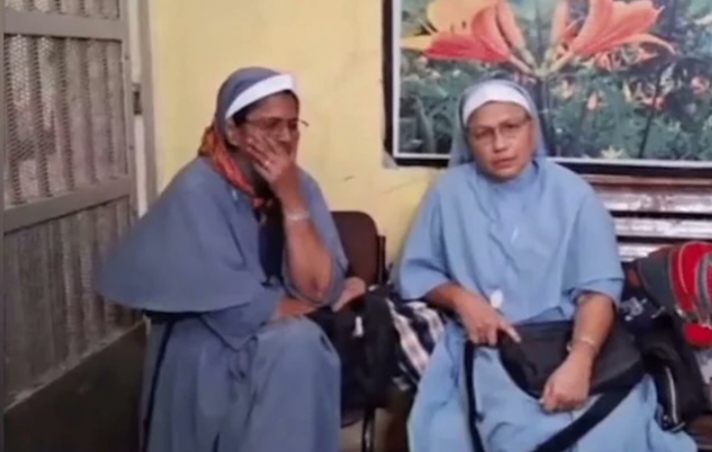 കന്യാസ്ത്രീകളുടെ അറസ്റ്റിൽ ചർച്ചയില്ല, കേരള എംപിമാരുടെ അടിയന്തര പ്രമേയ നോട്ടീസ് തള്ളി; ഇരുസഭകളിലും പ്രതിഷേധം