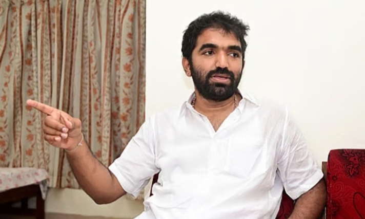 കോഴിക്കോട് ഡിസിസിയിൽ ഗ്രൂപ്പ് പോര് രൂക്ഷം യൂത്ത് കോൺഗ്രസ്‌ സമര പരിപാടിയിൽ നിന്നും ചാണ്ടി ഉമ്മൻ എംഎൽഎ വിട്ടുനിന്നു