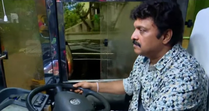 പത്തനാപുരം-തിരുവനന്തപുരം റൂട്ടില്‍ പുതിയ ബസ്; വണ്ടി ഓടിച്ച് നോക്കി സ്വന്തം നാടിന് സമര്‍പ്പിച്ച് മന്ത്രി ഗണേഷ് കുമാര്‍