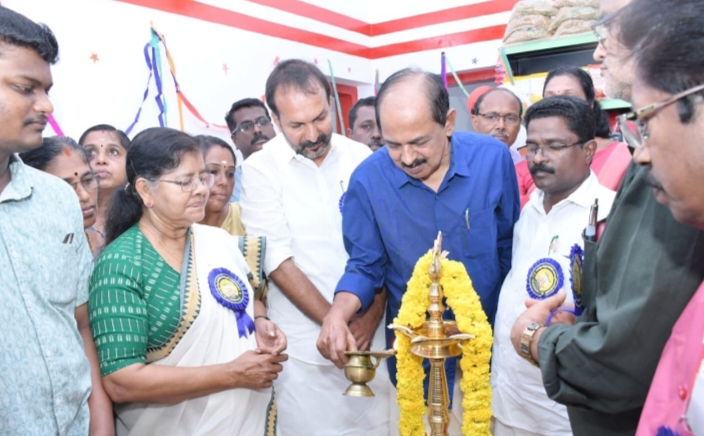 സഞ്ചരിക്കുന്ന മാവേലി സ്റ്റോറുകള്‍ വ്യാപകമാക്കും: മന്ത്രി ജി ആര്‍ അനില്‍ : ആലുംമൂടില്‍ പുതിയ സപ്ലൈകോ മാവേലി സ്റ്റോര്‍ ആരംഭിച്ചു: