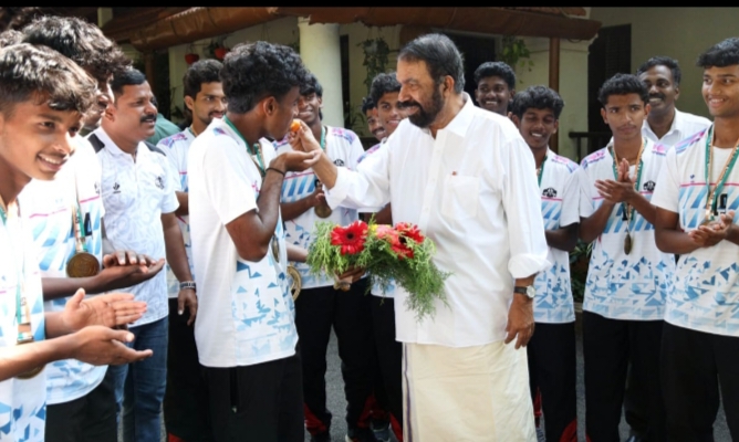 അണ്ടർ 19 കേരള ഫുട്ബോൾ ടീമിന് സ്വീകരണം
