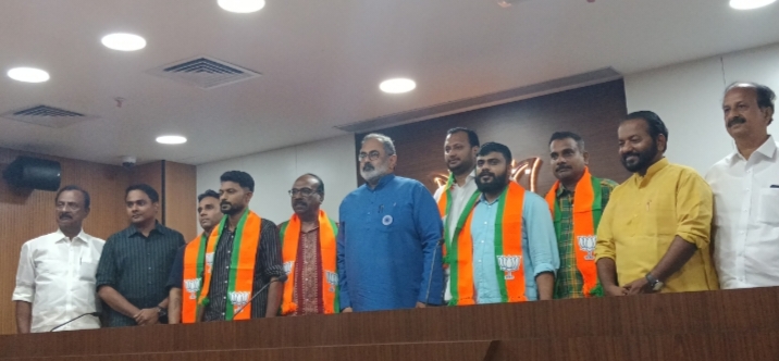 ഭാരതീയ ജനത പാർട്ടിയിലേക്ക് പുതിയ അംഗങ്ങളെ സ്വീകരിച്ചു :