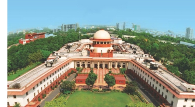 പൊതു ഇടങ്ങളില്‍ നിന്ന് തെരുവുനായ്ക്കളെ നീക്കണം’; സംസ്ഥാനങ്ങളോട് കടുപ്പിച്ച് സുപ്രീം കോടതി