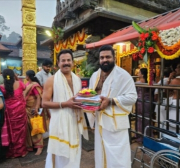 മോഹൻലാൽ നായകൻ; ‘പഹൽഗാമു’ മായി മേജർ രവി; കൊല്ലൂർ മൂകാംബികാ ക്ഷേത്രത്തിൽ തുടക്കം