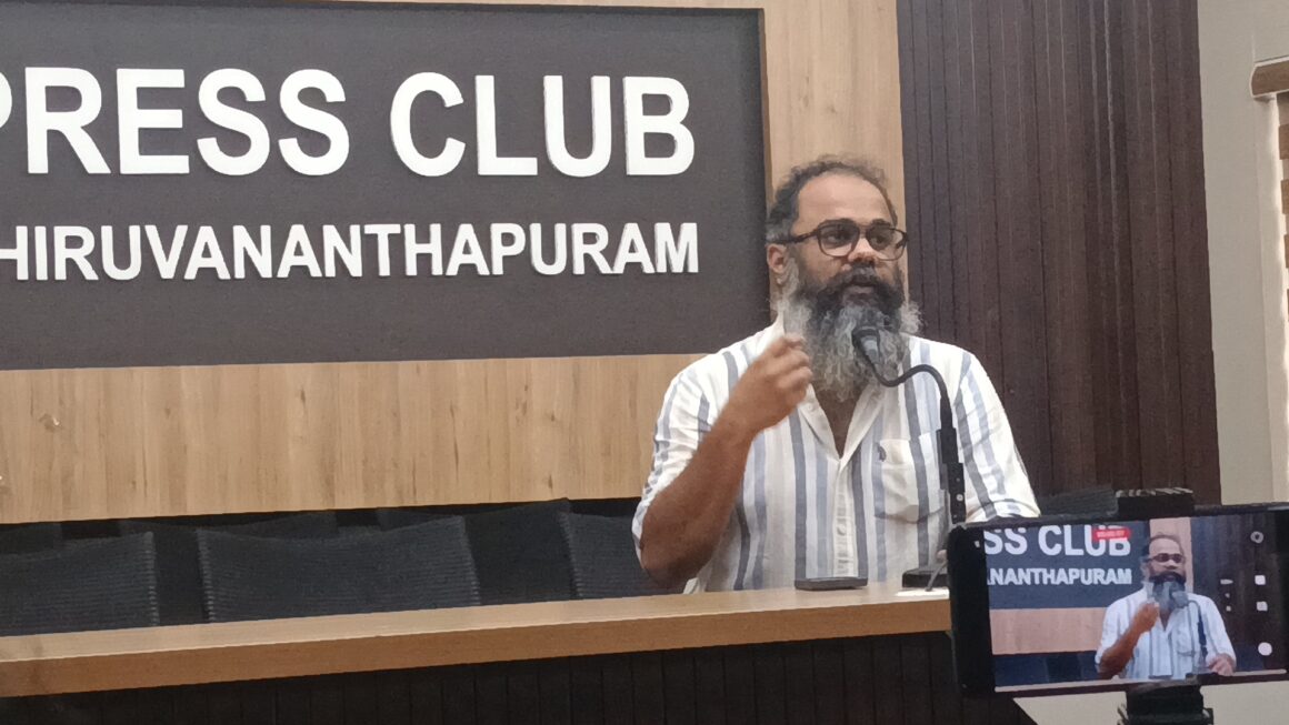 ഇന്ത്യൻ റെയിൽവേയുടെ പ്രത്യേക പുതുവർഷ വിനോദസഞ്ചാര യാത്രാ ട്രെയിൻ ഡിസംബർ 27-ന്; ഒമ്പത് ദിവസ യാത്രയിൽ രാജ്യത്തെ പ്രധാന വിനോദസഞ്ചാര കേന്ദ്രങ്ങൾ സന്ദർശിക്കാൻ അവസരം