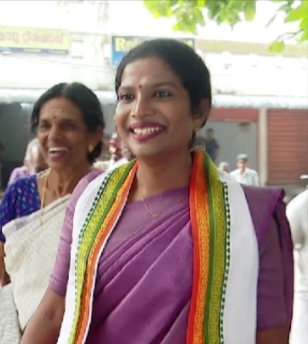 യുഡിഎഫ് ട്രാൻസ്‌വുമൺ അരുണിമ എം. കുറുപ്പിന് മത്സരിക്കാം, നാമനിർദേശ പത്രിക സ്വീകരിച്ചു