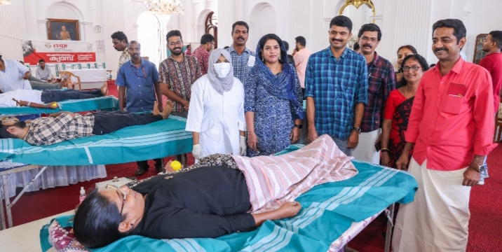 രക്തദാന ക്യാമ്പ് സംഘടിപ്പിച്ചു.