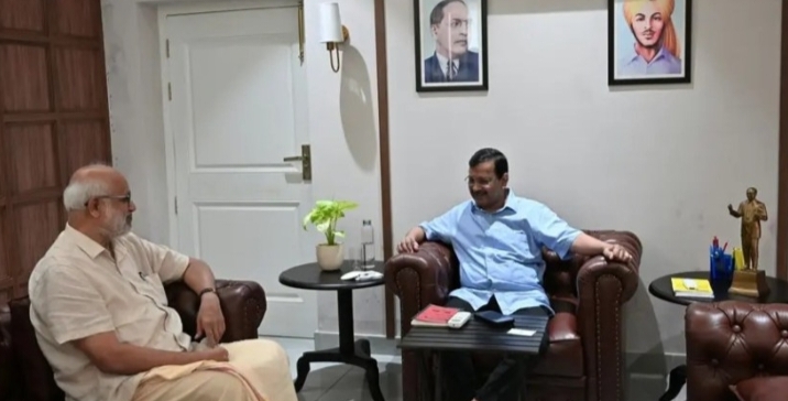 ആംആദ്മി പാർട്ടി ദേശീയ കൺവീനർ അരവിന്ദ് കെജ്‌രിവാളുമായി കൂടിക്കാഴ്ച നടത്തി സിപിഐഎം ജനറൽ സെക്രട്ടറി എം എ ബേബി.
